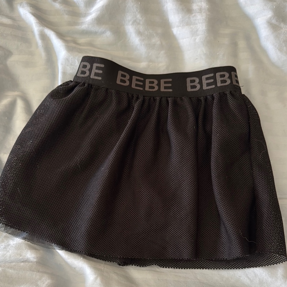 Bebe 4T skort